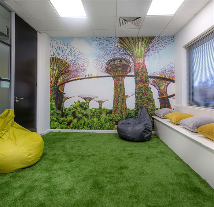 活力動感的時尚商業(yè)咨詢公司辦公室升級改造裝修方案