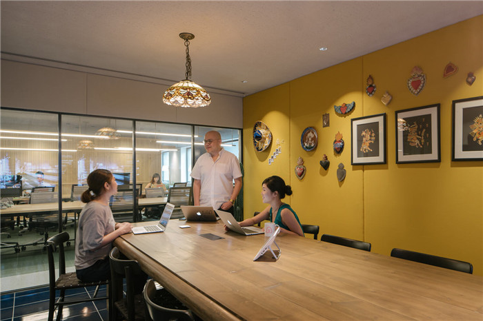 日本Airbnb自然環(huán)保主題辦公室裝修設(shè)計方案賞析