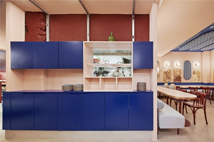 國外網(wǎng)紅復(fù)古餐廳設(shè)計 劇院主題餐廳裝修設(shè)計實景圖 國外網(wǎng)紅復(fù)古餐廳設(shè)計 劇院主題餐廳裝修設(shè)計實景圖