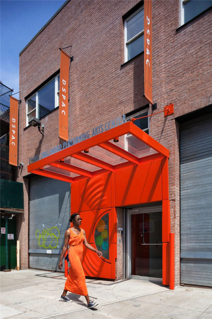 Dwana Smallwood國外青少年舞蹈培訓(xùn)機構(gòu)裝修實景圖