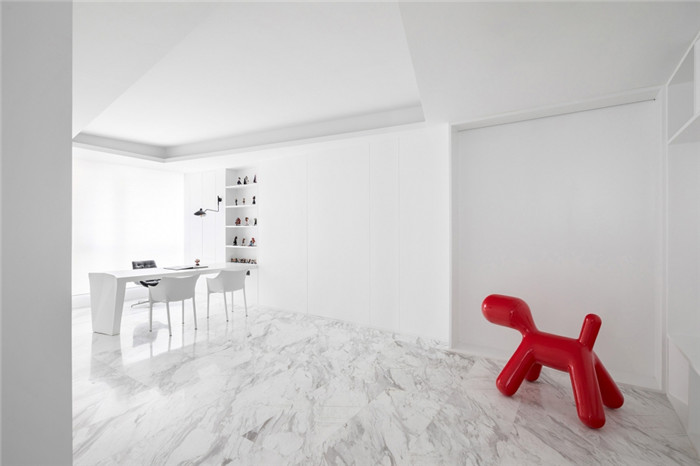 藝術(shù)范兒十足的服裝公司辦公室裝修案例 藝術(shù)范兒十足的服裝公司辦公室裝修案例