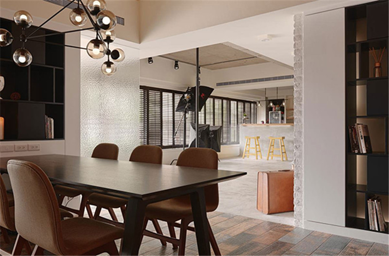 簡(jiǎn)約工業(yè)風(fēng)攝影工作室裝修實(shí)景圖 簡(jiǎn)約工業(yè)風(fēng)攝影工作室裝修實(shí)景圖