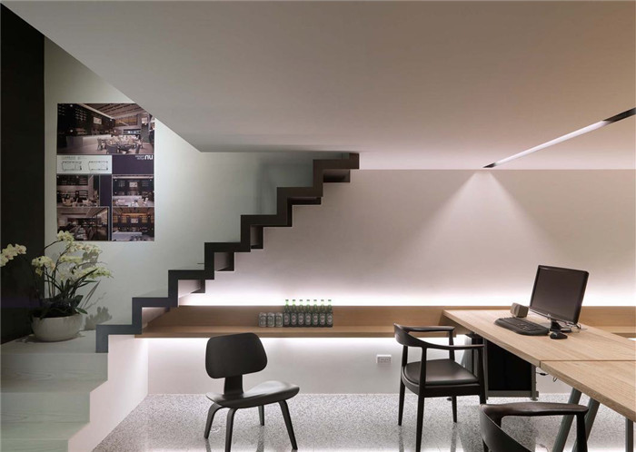 鄭州LOFT私人工作室裝修案例 鄭州LOFT私人工作室裝修案例