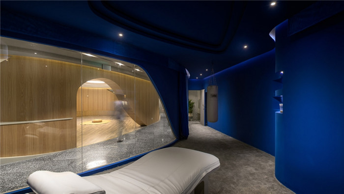 辦公、禪修、活動為一體的多元化商業(yè)空間裝修案例