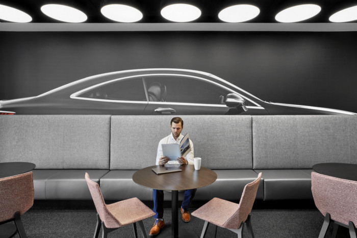 通透大氣的奔馳汽車亞洲總部辦公樓裝修設計實景圖 通透大氣的奔馳汽車亞洲總部辦公樓裝修設計實景圖