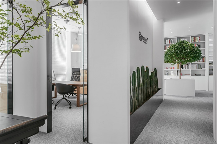 創(chuàng)意極簡風(fēng)辦公室裝修設(shè)計(jì)辦公區(qū)實(shí)景圖 創(chuàng)意極簡風(fēng)辦公室裝修設(shè)計(jì)辦公區(qū)實(shí)景圖