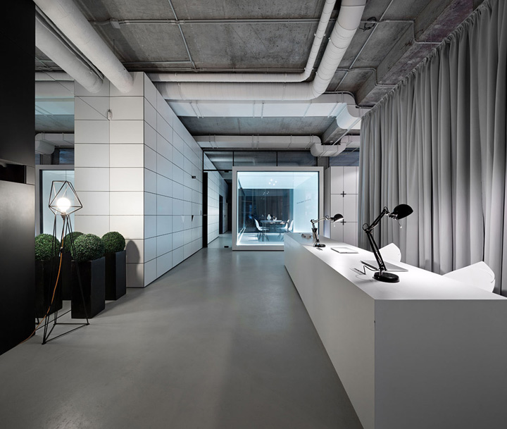 設(shè)計(jì)公司辦公室裝修案例 設(shè)計(jì)公司辦公室裝修案例