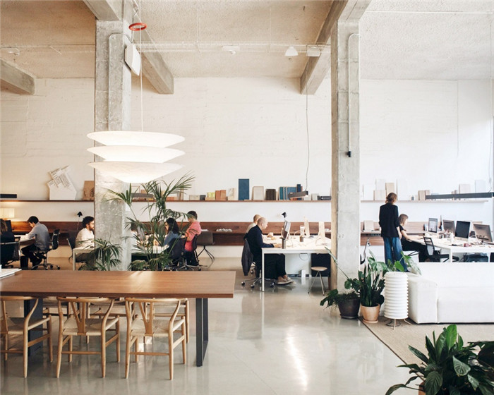 靈活隨性的開放辦公區(qū)裝修設(shè)計實景圖 靈活隨性的開放辦公區(qū)裝修設(shè)計實景圖