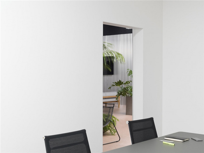 東京室內花園辦公室裝修設計效果圖 東京室內花園辦公室裝修設計效果圖