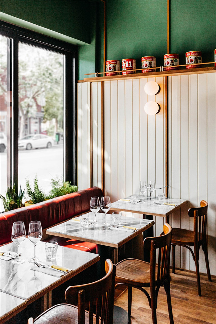 如家庭般溫暖的國外Vesta披薩餐廳裝修設(shè)計案例賞析 如家庭般溫暖的國外Vesta披薩餐廳裝修設(shè)計案例賞析