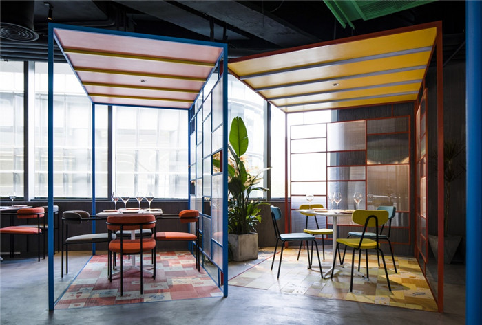 上海外灘Tapa Tapa西班牙餐廳裝修設(shè)計案例 上海外灘Tapa Tapa西班牙餐廳裝修設(shè)計案例