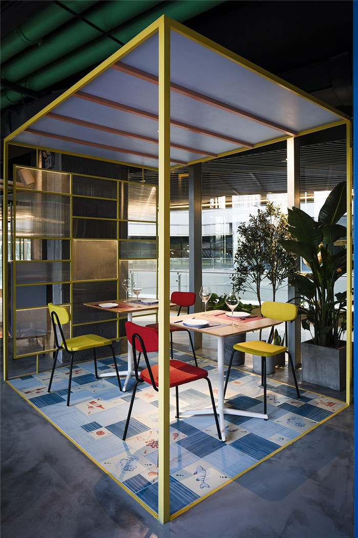 上海外灘Tapa Tapa西班牙餐廳裝修設(shè)計實景圖 上海外灘Tapa Tapa西班牙餐廳裝修設(shè)計實景圖