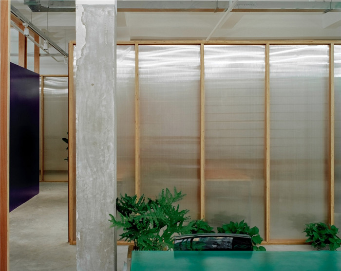 國際藝術(shù)教育中心隔斷裝修設(shè)計效果圖 國際藝術(shù)教育中心隔斷裝修設(shè)計效果圖