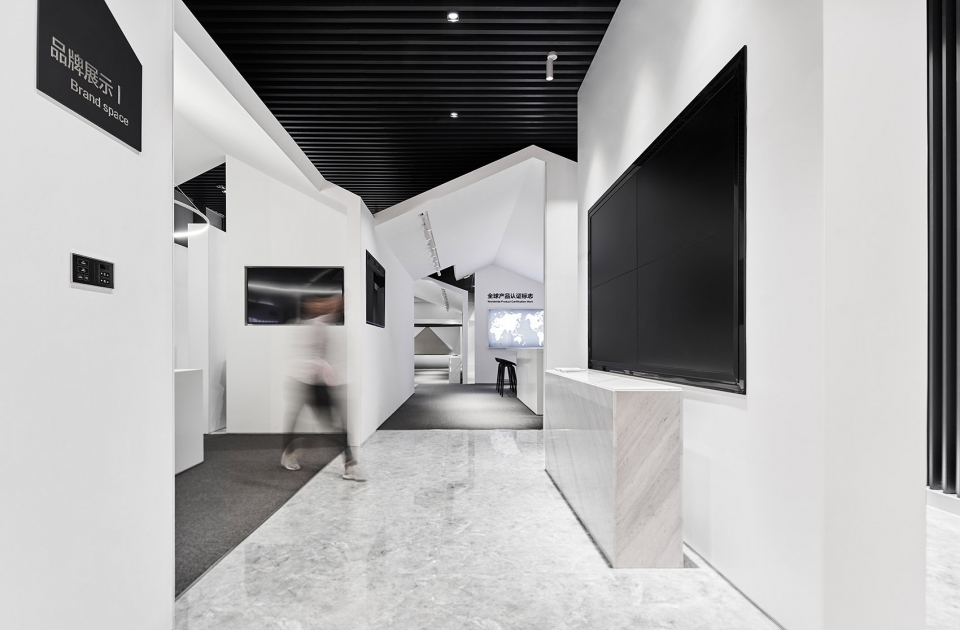 高科技服務企業(yè)展廳裝修設計全景 高科技服務企業(yè)展廳裝修設計全景