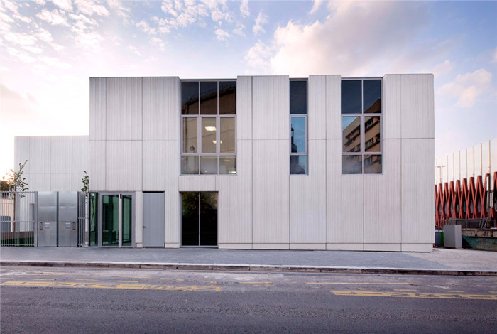 靈動且雅致的法國復(fù)合教育機構(gòu)裝修設(shè)計方案 靈動且雅致的法國復(fù)合教育機構(gòu)裝修設(shè)計方案