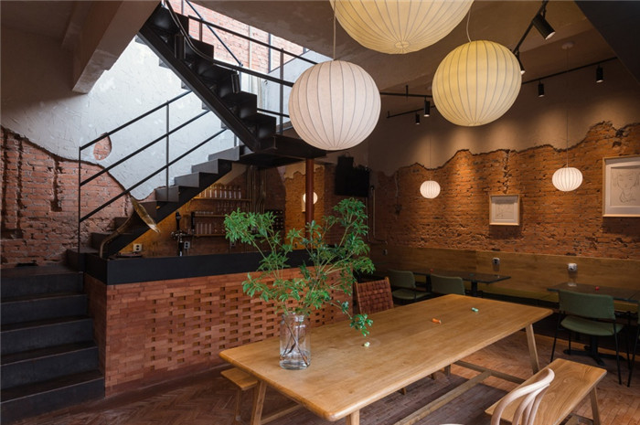自然質(zhì)樸的尼岔土家傳統(tǒng)特色餐廳裝修設(shè)計(jì)圖 自然質(zhì)樸的尼岔土家傳統(tǒng)特色餐廳裝修設(shè)計(jì)圖