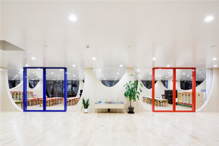 日本埼玉幼兒園大廳裝修設計