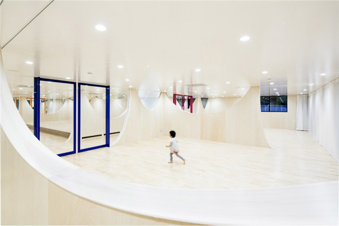 日本埼玉幼兒園教室裝修設計