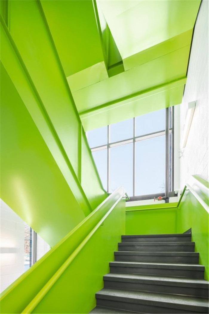 創(chuàng)意古典風(fēng)巴克利學(xué)校樓梯裝修設(shè)計(jì) 創(chuàng)意古典風(fēng)巴克利學(xué)校樓梯裝修設(shè)計(jì)