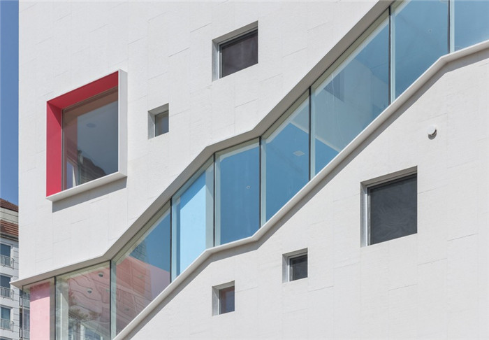 首爾花朵幼兒園樓梯外觀裝修設(shè)計(jì) 首爾花朵幼兒園樓梯外觀裝修設(shè)計(jì)