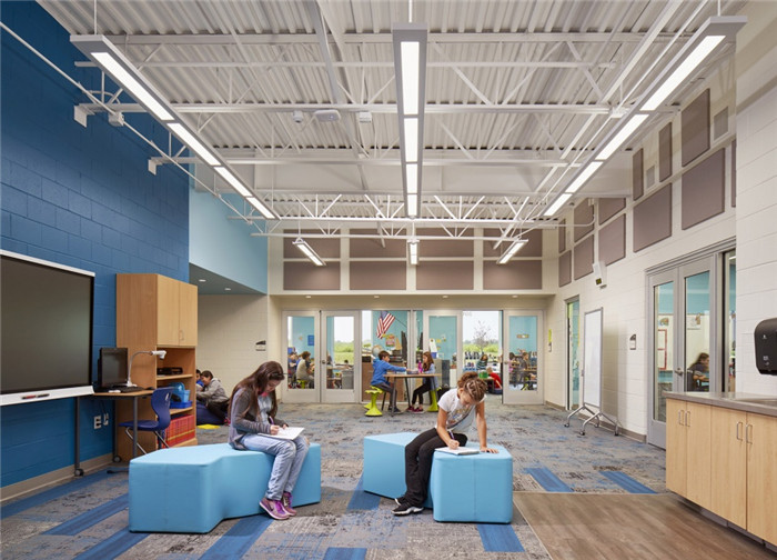 靈活治愈系的國外特殊兒童公立學校活動空間裝修設計