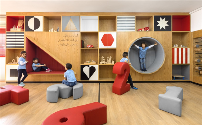 充滿想象力和創(chuàng)造力的創(chuàng)意以色列小學活動區(qū)裝修設計