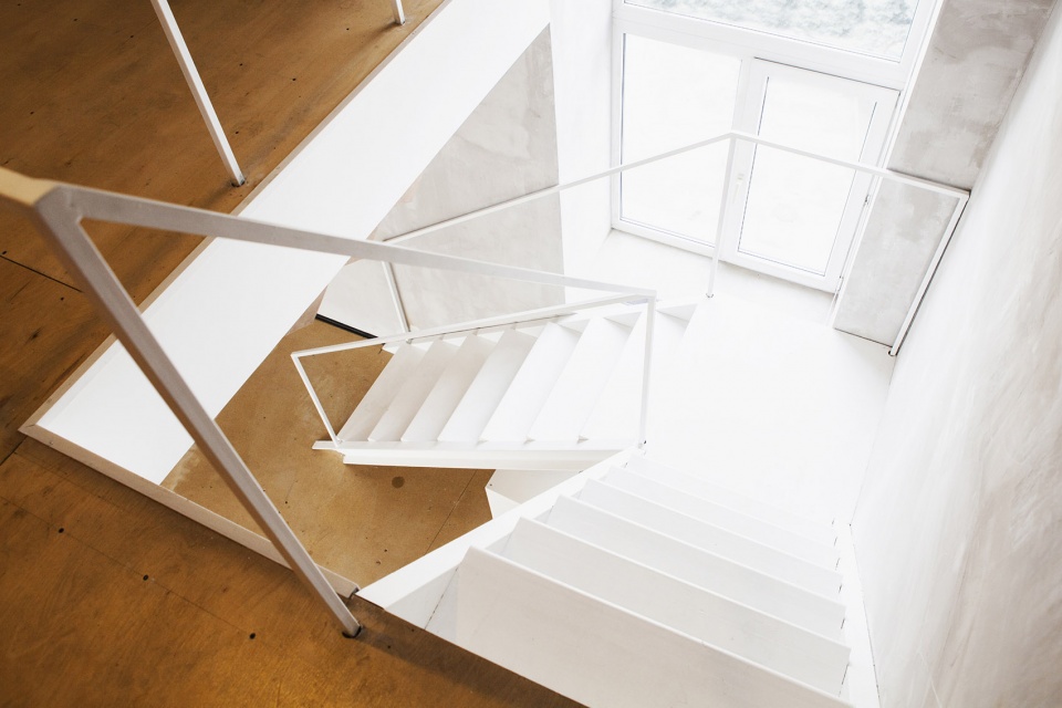 辦公室改造樓梯裝修設(shè)計(jì)