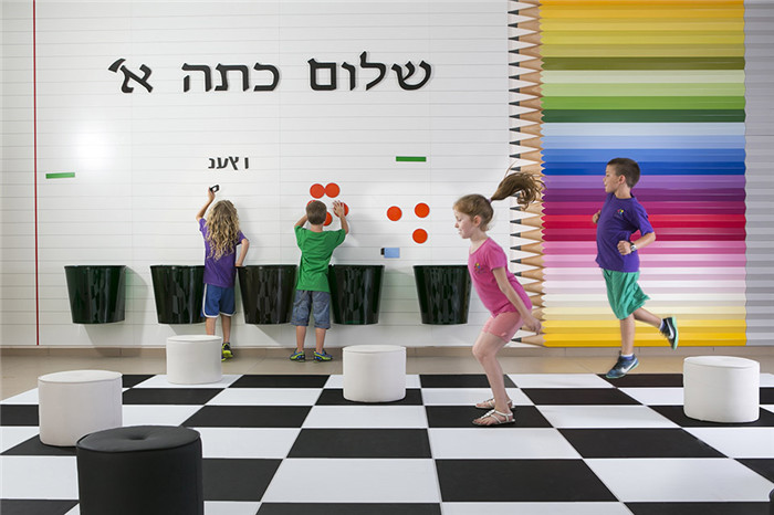 國(guó)外高端兒童芭蕾舞蹈幼兒園大廳裝修設(shè)計(jì)效果圖 國(guó)外高端兒童芭蕾舞蹈幼兒園大廳裝修設(shè)計(jì)效果圖