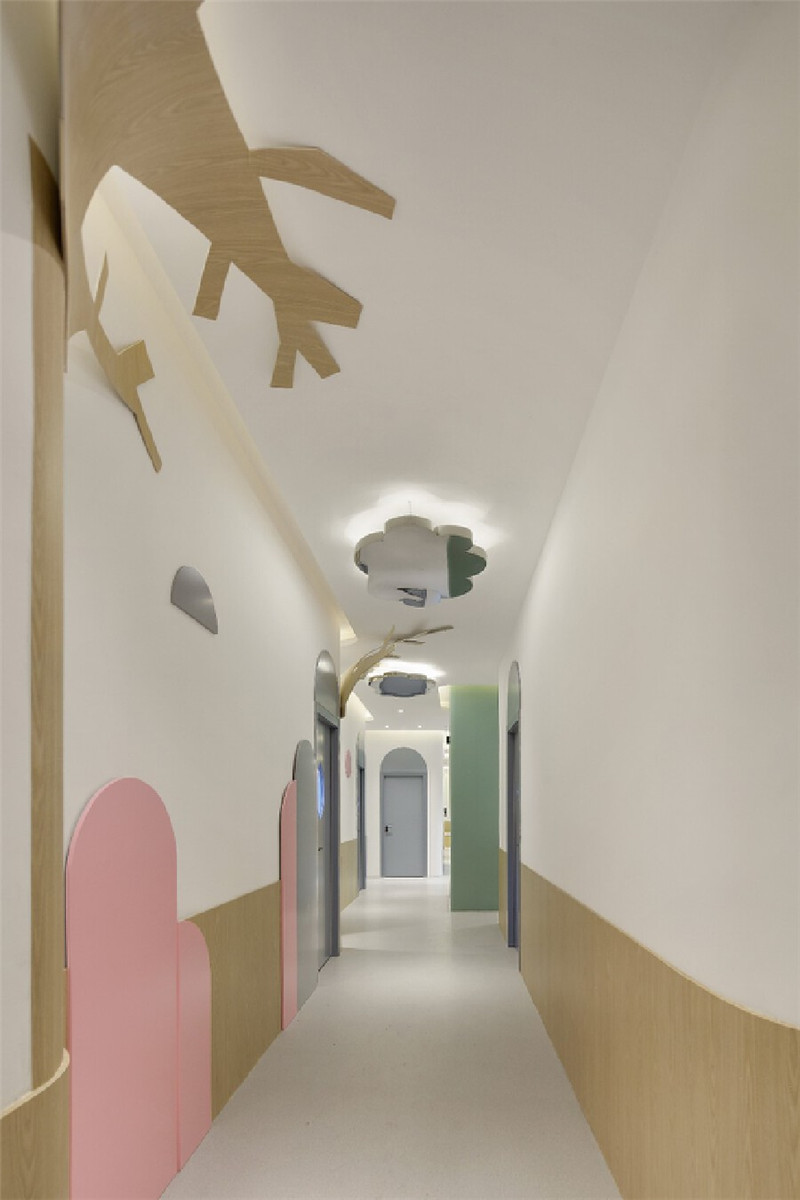 布丁兒童情商早教機構走廊裝修設計實景圖 布丁兒童情商早教機構走廊裝修設計實景圖