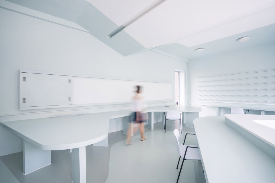 建筑事務(wù)所辦公室辦公區(qū)裝修設(shè)計(jì)效果圖 建筑事務(wù)所辦公室辦公區(qū)裝修設(shè)計(jì)效果圖