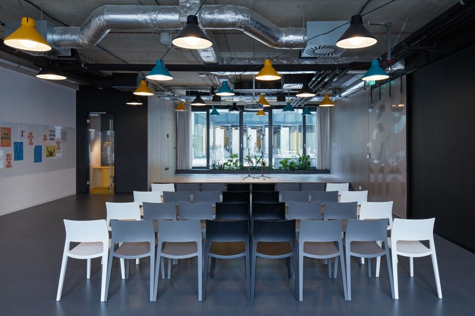 數(shù)字化辦公室演講室裝修 數(shù)字化辦公室演講室裝修