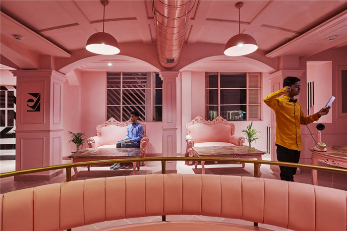 怪誕美學(xué) 印度粉紅斑馬特色藝術(shù)主題餐廳裝修設(shè)計方案 怪誕美學(xué) 印度粉紅斑馬特色藝術(shù)主題餐廳裝修設(shè)計方案