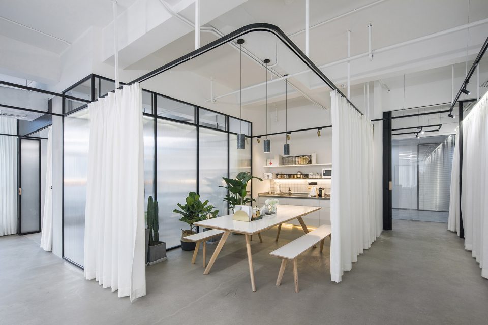 辦公室休閑區(qū)域裝修實景圖 辦公室休閑區(qū)域裝修實景圖