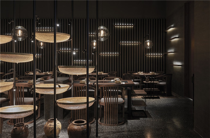 鄭州宏鈺堂分享盡膳口福川式火鍋店裝修設(shè)計方案 鄭州宏鈺堂分享盡膳口福川式火鍋店裝修設(shè)計方案