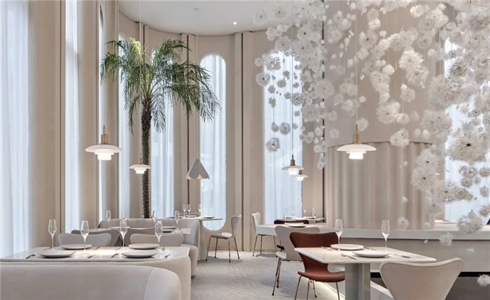 鄭州餐廳裝修公司推薦花廚多元融合餐廳裝修設(shè)計(jì) 鄭州餐廳裝修公司推薦花廚多元融合餐廳裝修設(shè)計(jì)