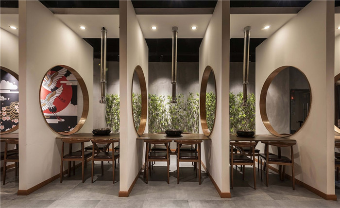 日式烤肉店裝修    故里烤肉燒烤餐廳卡座區(qū)裝修設(shè)計實景圖