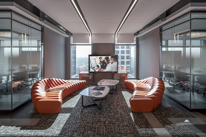 年輕多元的國(guó)外大型軟件科技公司辦公室接待區(qū)裝修設(shè)計(jì)圖