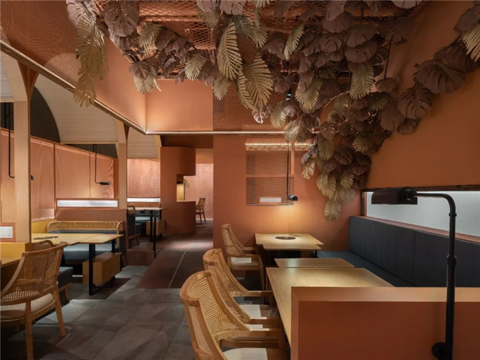 時(shí)下最流行的火鍋店裝修設(shè)計(jì)案例推薦:生如夏花 時(shí)下最流行的火鍋店裝修設(shè)計(jì)案例推薦:生如夏花