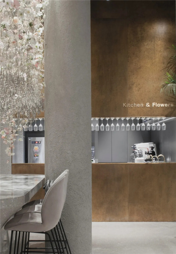 鄭州餐飲裝修公司推薦花園秘境主題餐廳設(shè)計(jì)案例 鄭州餐飲裝修公司推薦花園秘境主題餐廳設(shè)計(jì)案例