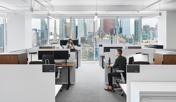 通透開放的房地產(chǎn)開發(fā)公司辦公室裝修設(shè)計案例 通透開放的房地產(chǎn)開發(fā)公司辦公室裝修設(shè)計案例