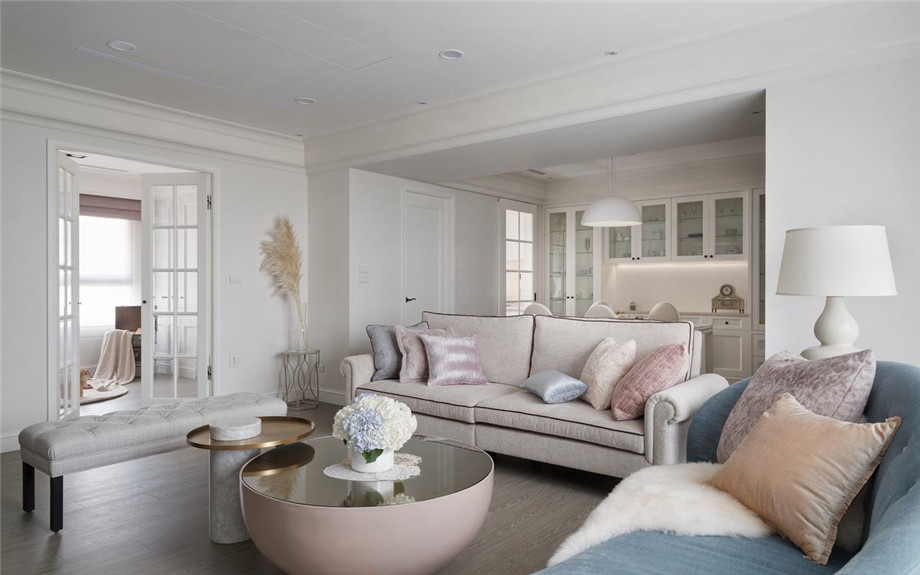 鄭州美式優(yōu)雅大平層客廳裝修設(shè)計(jì)實(shí)景圖 鄭州美式優(yōu)雅大平層客廳裝修設(shè)計(jì)實(shí)景圖