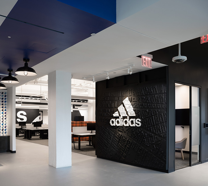老廠房改辦公 Adidas紐約辦公樓展廳裝修設計方案 老廠房改辦公 Adidas紐約辦公樓展廳裝修設計方案