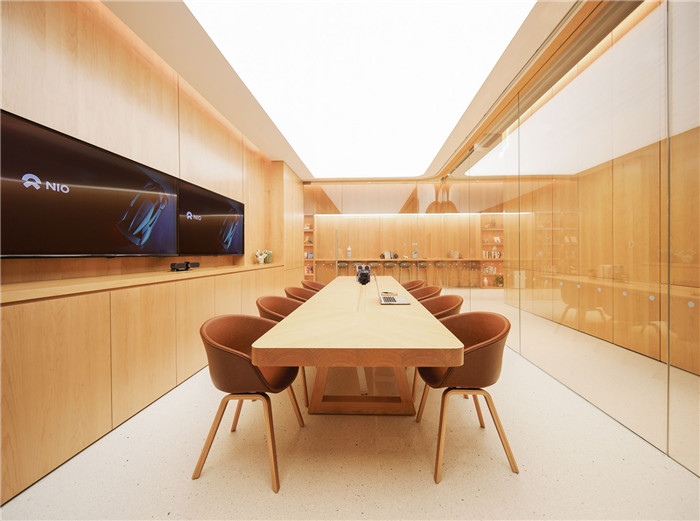 鄭州展廳裝修公司分享蔚來(lái)汽車(chē)用戶體驗(yàn)中心裝修設(shè)計(jì)案例 鄭州展廳裝修公司分享蔚來(lái)汽車(chē)用戶體驗(yàn)中心裝修設(shè)計(jì)案例