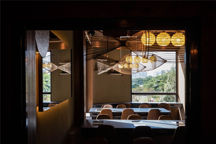 鄭州專業(yè)餐飲裝修設(shè)計公司推薦拾鮮鍋物餐飲設(shè)計方案