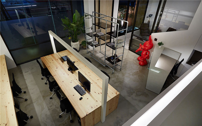 100平LOFT極簡(jiǎn)風(fēng)辦公室裝修改造辦公區(qū)設(shè)計(jì)實(shí)景圖 100平LOFT極簡(jiǎn)風(fēng)辦公室裝修改造辦公區(qū)設(shè)計(jì)實(shí)景圖