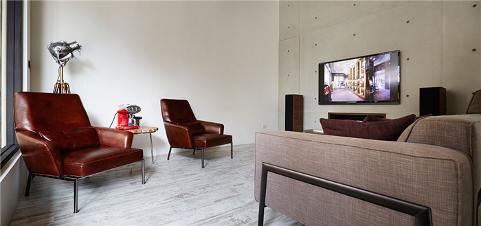 100平LOFT極簡(jiǎn)風(fēng)辦公室裝修改造洽談區(qū)設(shè)計(jì)案例 100平LOFT極簡(jiǎn)風(fēng)辦公室裝修改造洽談區(qū)設(shè)計(jì)案例