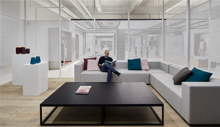 宏鈺堂展廳裝修公司推薦圣東尼紡織材料展廳洽談區(qū)裝修設(shè)計方案 宏鈺堂展廳裝修公司推薦圣東尼紡織材料展廳洽談區(qū)裝修設(shè)計方案