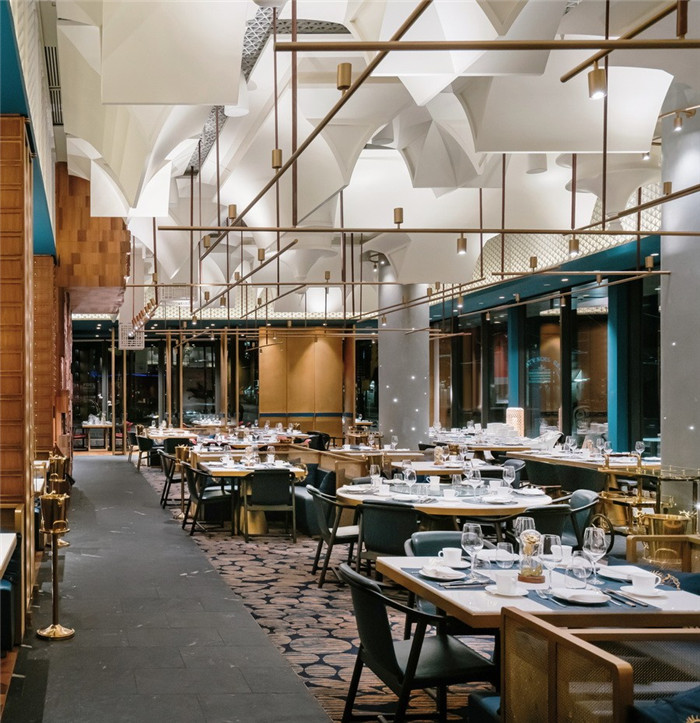 5D全沉浸式餐廳設(shè)計(jì) 溫哥華全聚德北京烤鴨店裝修設(shè)計(jì)案例 5D全沉浸式餐廳設(shè)計(jì) 溫哥華全聚德北京烤鴨店裝修設(shè)計(jì)案例