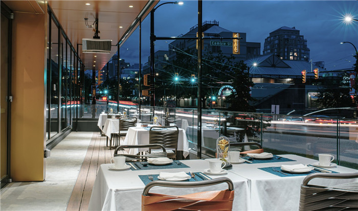 5D全沉浸式餐廳設(shè)計(jì) 溫哥華全聚德北京烤鴨店裝修設(shè)計(jì)案例 5D全沉浸式餐廳設(shè)計(jì) 溫哥華全聚德北京烤鴨店裝修設(shè)計(jì)案例