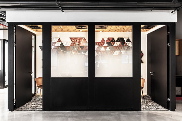 1400平綠色活力工業(yè)風(fēng)游戲公司辦公室裝修設(shè)計(jì)實(shí)景圖 1400平綠色活力工業(yè)風(fēng)游戲公司辦公室裝修設(shè)計(jì)實(shí)景圖